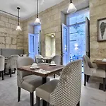 Pensjonat 66 Saint Paul's & 4*