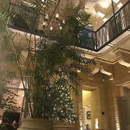 Pensión 66 Saint Paul's & 4*