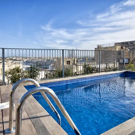 Pensión 66 Saint Paul's & 4*