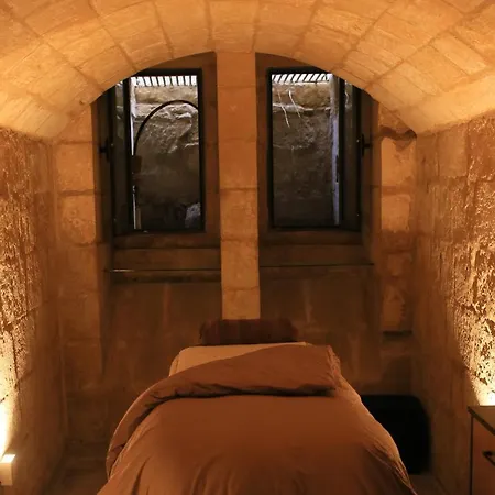 Pensión 66 Saint Paul's &