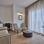 Gæstehus 66 Saint Paul's & 4*