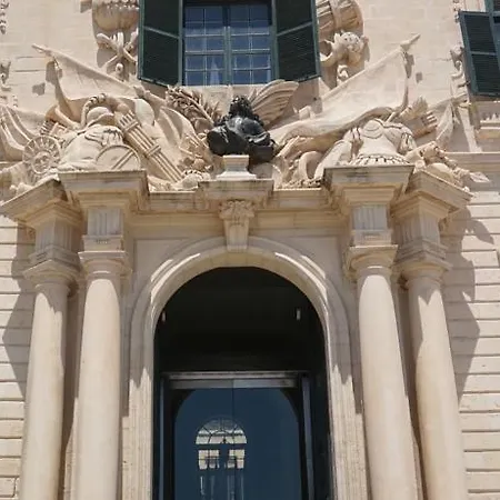 Pensionat 66 Saint Paul's & 4*