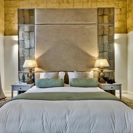 66 Saint Paul's & Pensionat Valletta