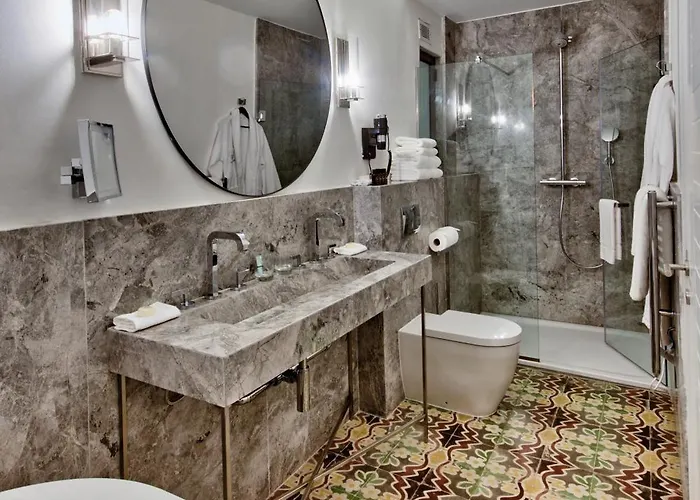 Affittacamere 66 Saint Paul's & 4*