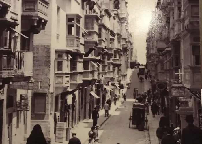 Gasthof 66 Saint Paul's &