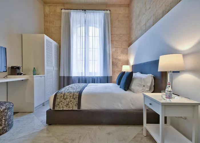 66 Saint Paul's & Гостевой дом