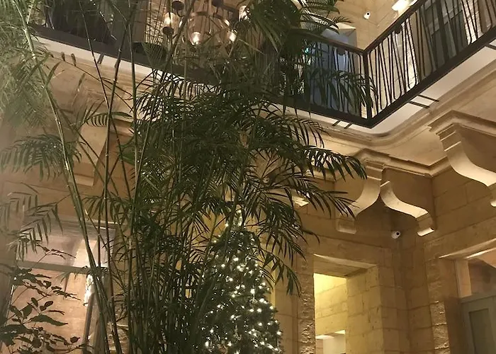 Гостевой дом 66 Saint Paul's & 4*