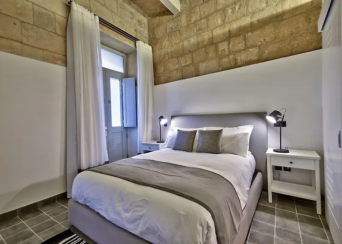Gasthof 66 Saint Paul's & Valletta
