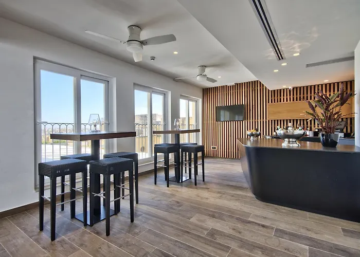 66 Saint Paul's & Gasthof Valletta