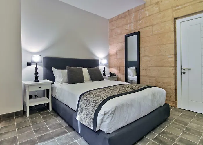 Гостевой дом 66 Saint Paul's & Валетта