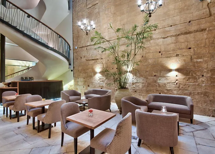 66 Saint Paul's & Gasthof Valletta