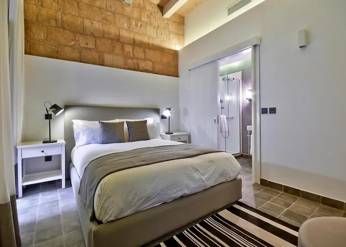 66 Saint Paul's & 4* Valletta